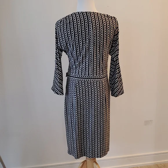 Laundry by Shelli Segal Size 6 Dress Chain Dress - Picture 2 of 11